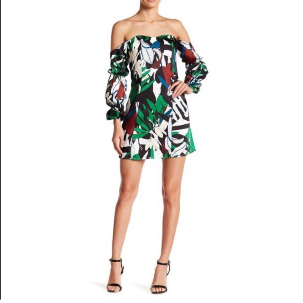 Alexia Admor Tropical off the shoulder dress